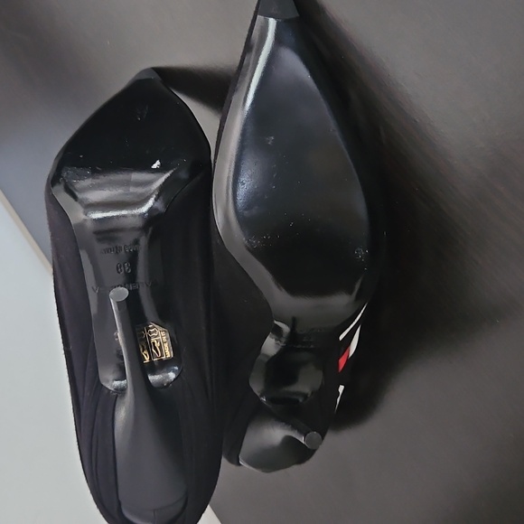 SOLD. - Picture 3 of 4